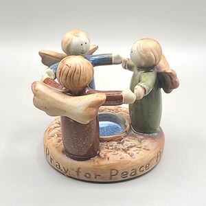 Three Angels Candleholder with Pray for Peace Around the Bottom